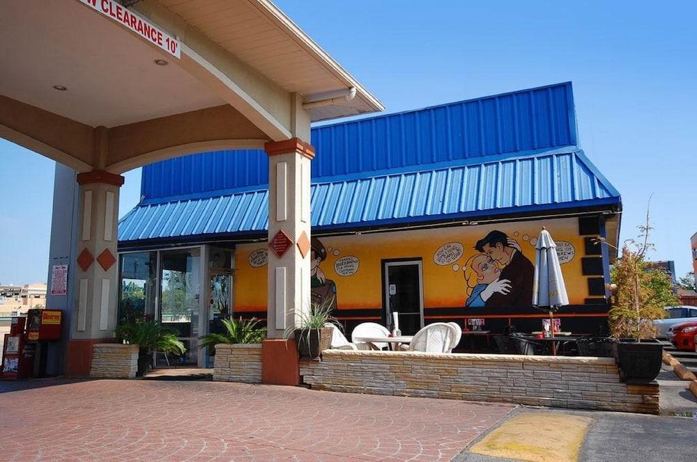 Quality Inn & Suites Dallas-Cityplace Eksteriør bilde