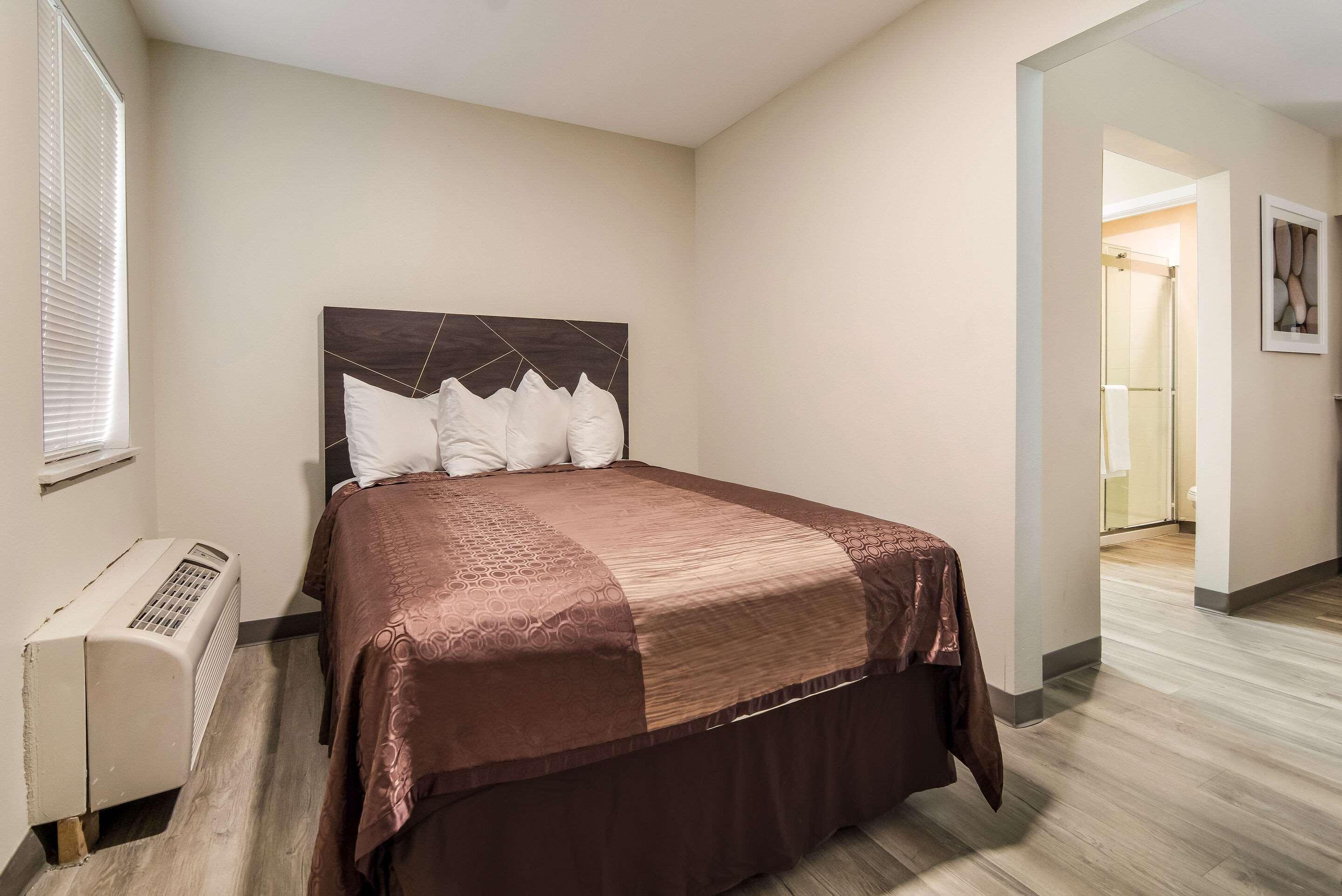 Quality Inn & Suites Dallas-Cityplace Eksteriør bilde